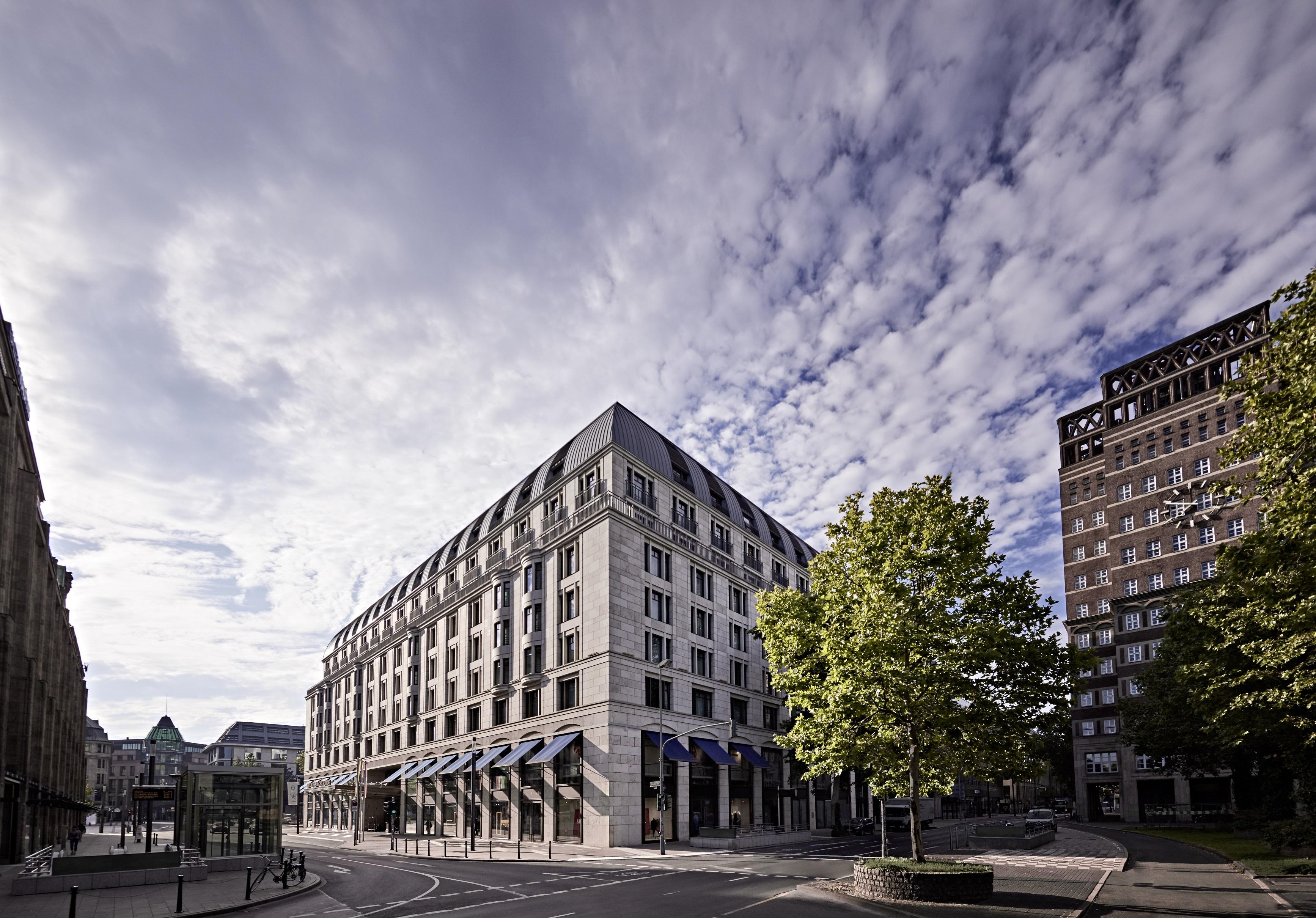 Breidenbacher Hof, Best Grandhotel 2025 - Die 101 Besten Dusseldorf Luaran gambar